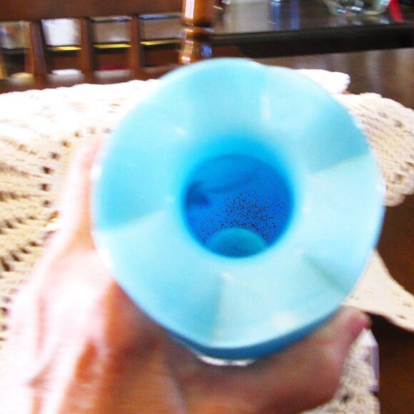 Vtg Art Glass "Snowflake" series Azure blue vase of Dalian Glass Circa 1960s - Picture 4 of 5